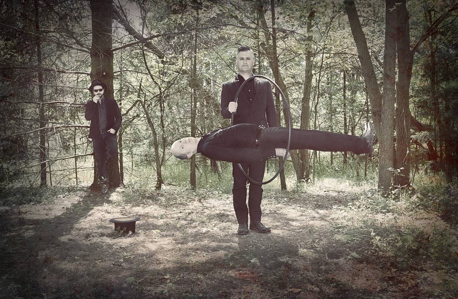 Elliott BROOD release 'Ghost Gardens' and tour Europe this November/December